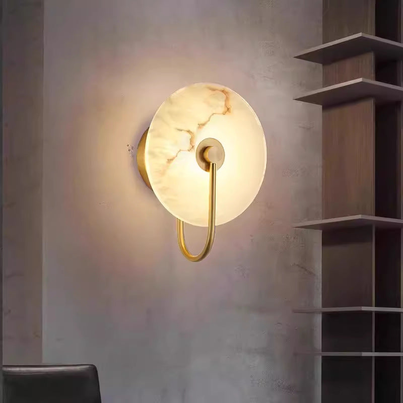 Moderne Alabaster Wandleuchte mit elegantem Kreisdesign
