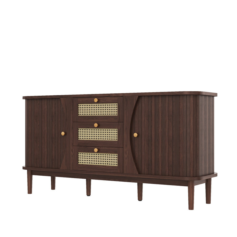 Modernes Sideboard mit Rattan-Details und Schiebetüren