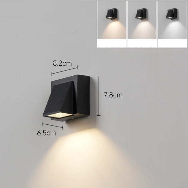 Moderne LED Wandleuchte für Innen- und Außenbereiche