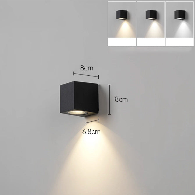 Moderne LED Wandleuchte für Innen- und Außenbereiche