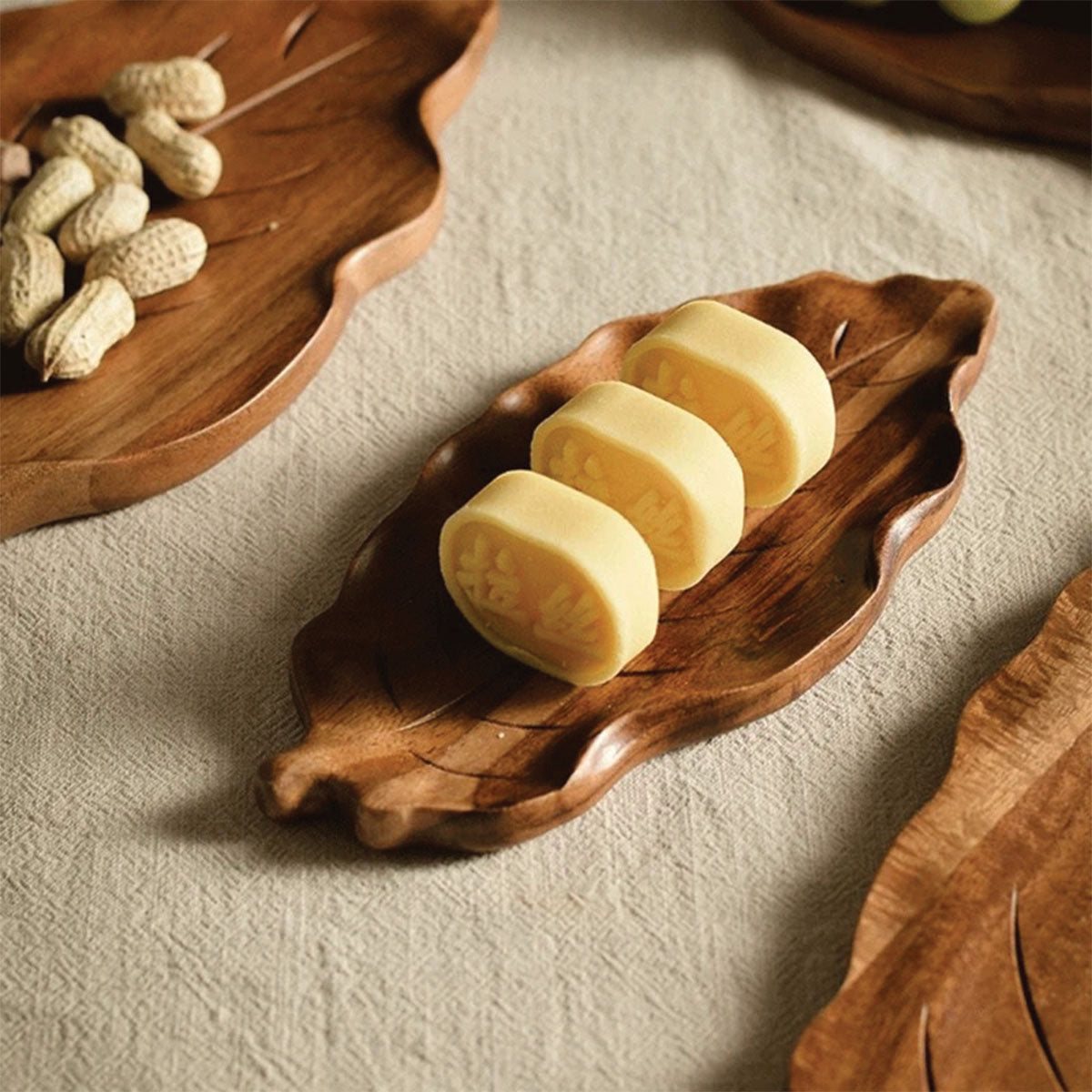 Abstrakte Walnuss Blatt hölzerne Serviertablett | Eco-Friendly | Artistic Dessert, Vorspeise, Schmuck Organisator