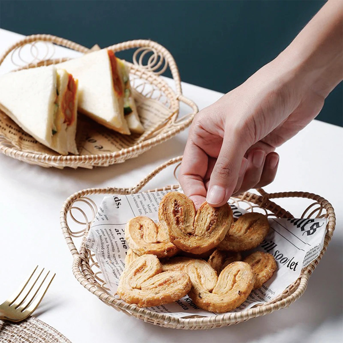 Artisan Natural Woven Tablett