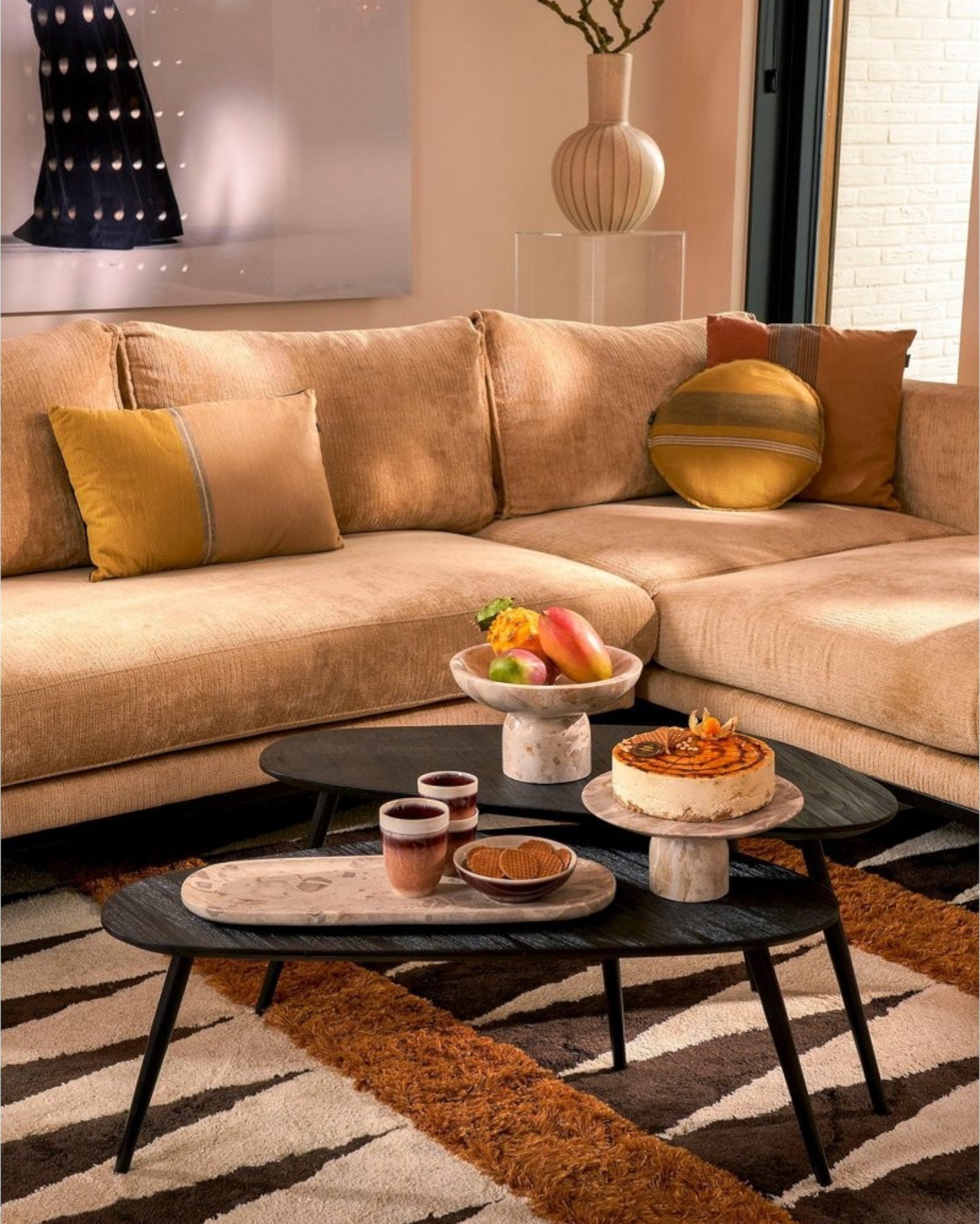 Mica Decorations – Kuchenständer Beige Marmor H11 x Ø25 cm