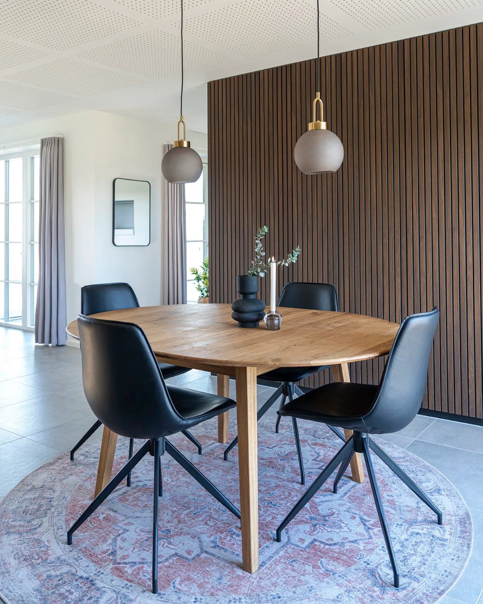 Monaco-Esszimmerstuhl, 2er-Set – schwarzes PU-Leder, drehbar, Metallbeine, 86 cm