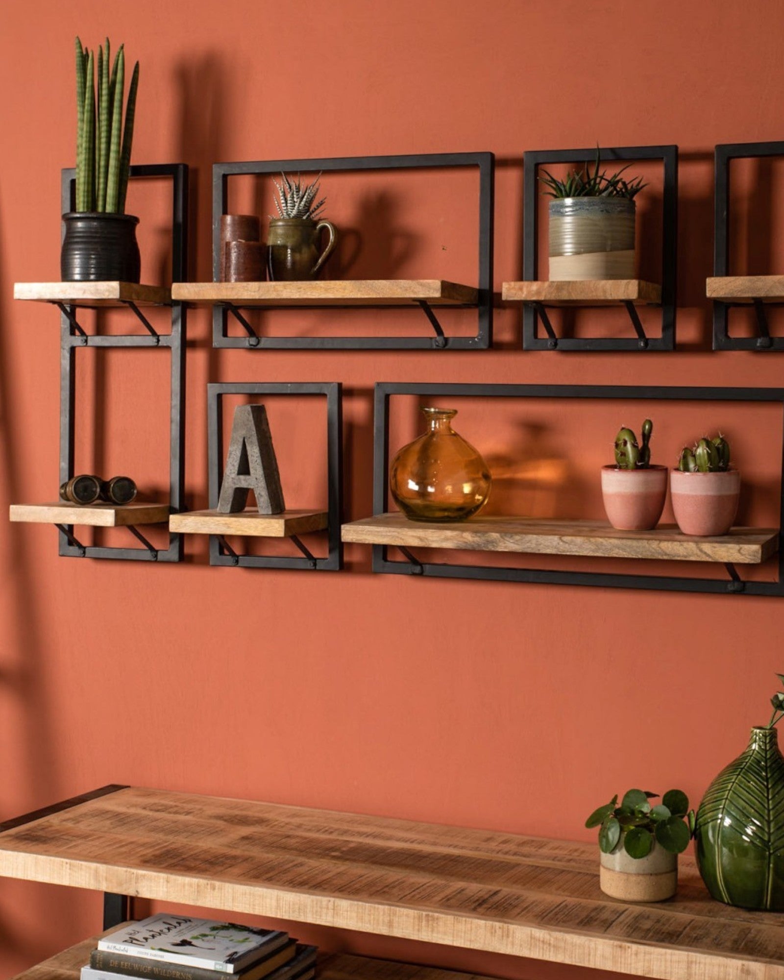 HSM Collection – Wandregal Level Shelf – Mangoholz Metall natur/schwarz