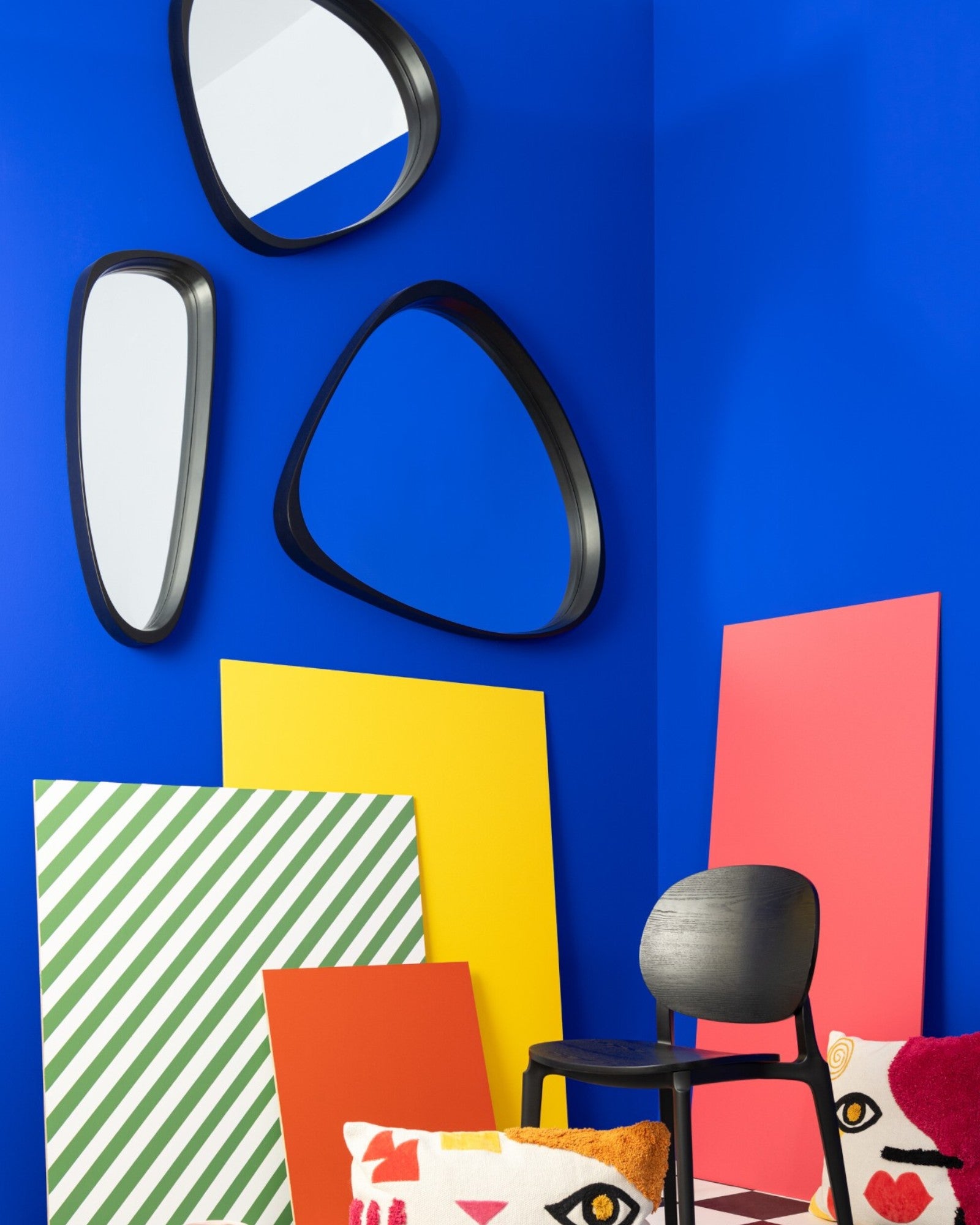 J-Line Spiegel Giles Long – Schwarzer Glasrahmen – Modernes Design