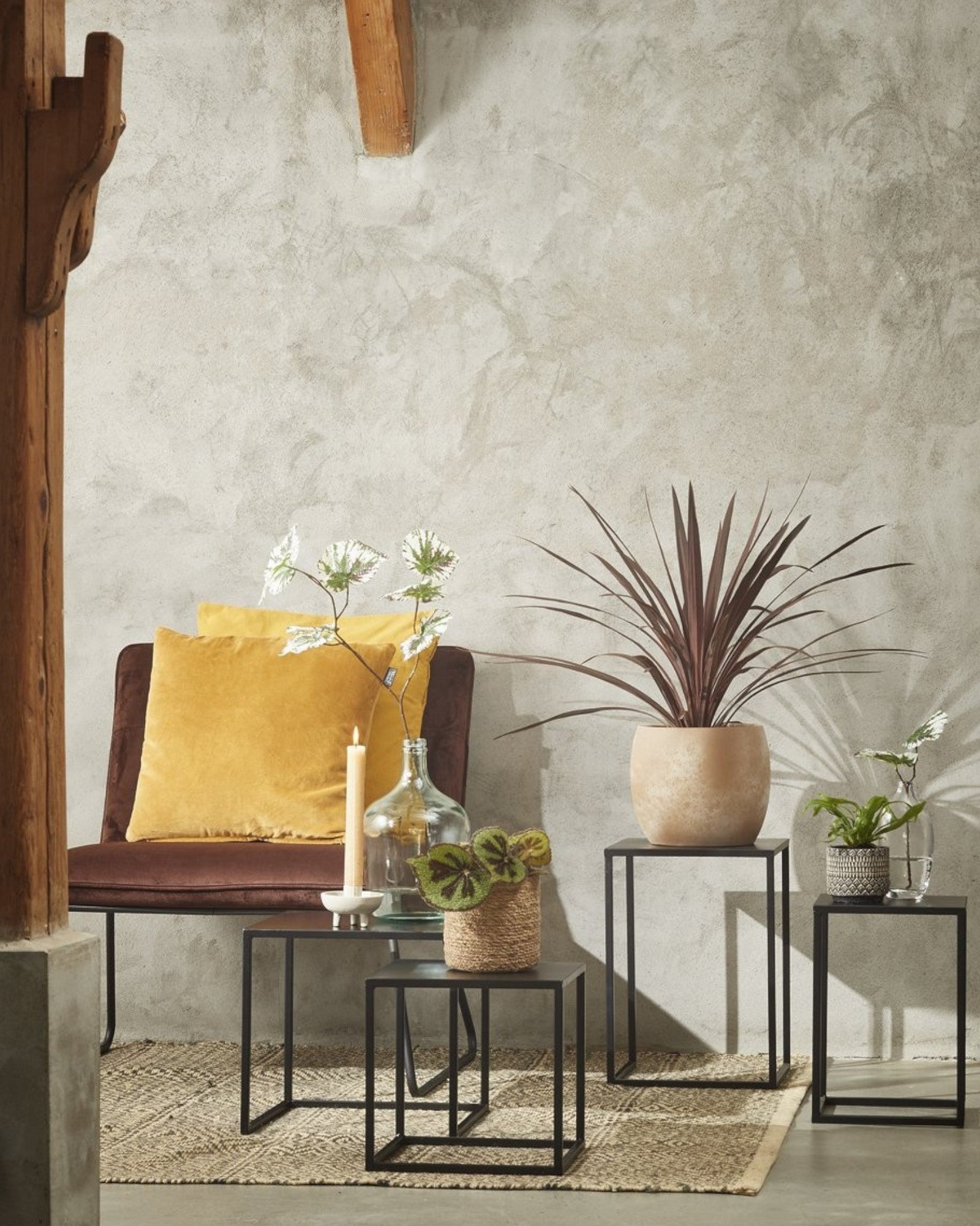 Mica Decorations – Goa Beistelltisch 2er-Set – Schwarz Metall – L35 x B35 x H33 cm