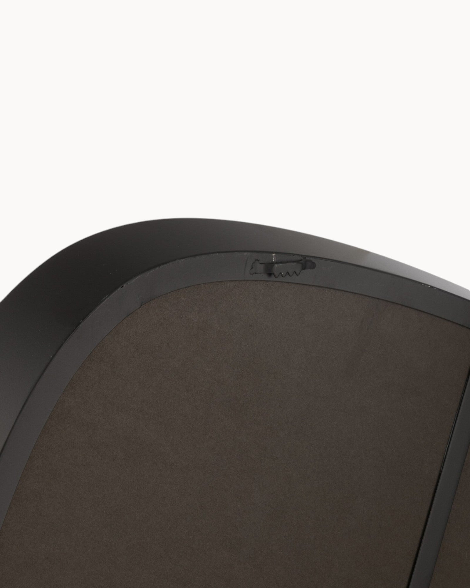 J-Line Wandspiegel – Groß, Schwarz, Metall und Glas, 82 cm