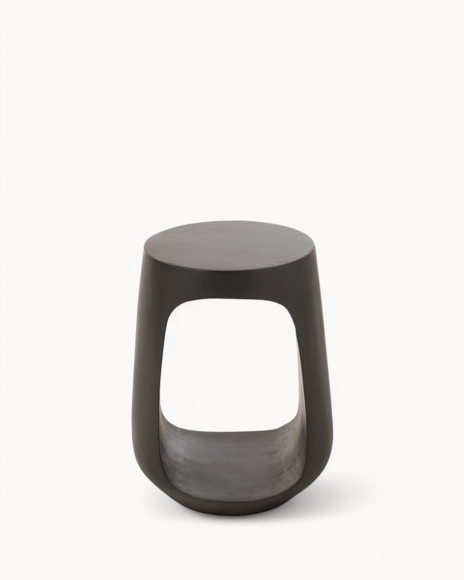 J-Line – Beistelltisch aus schwarzem Mangoholz – Modern & robust