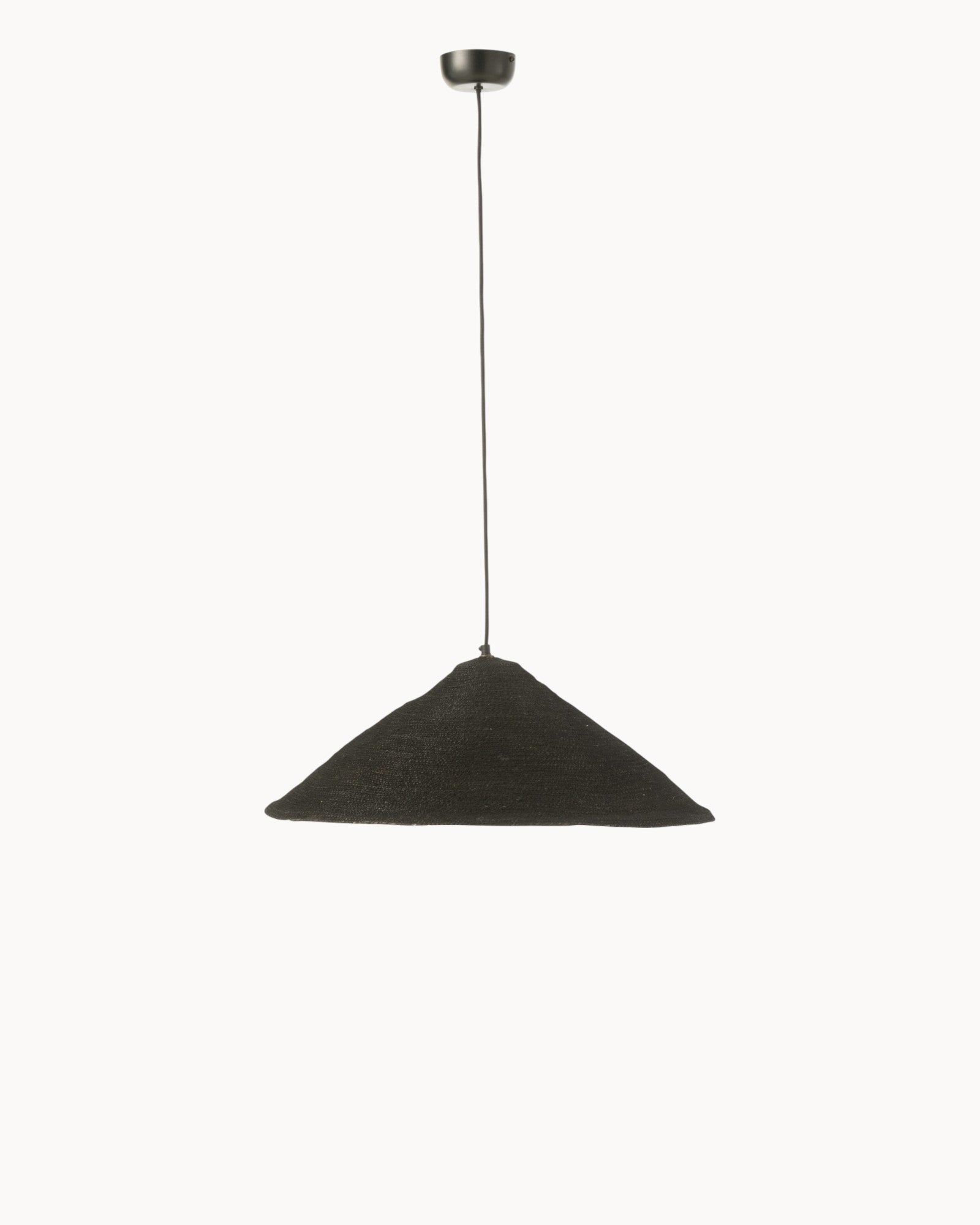 J-Line – Hängelampe aus Moonj-Gras – Schwarz – 60 cm – Naturdesign