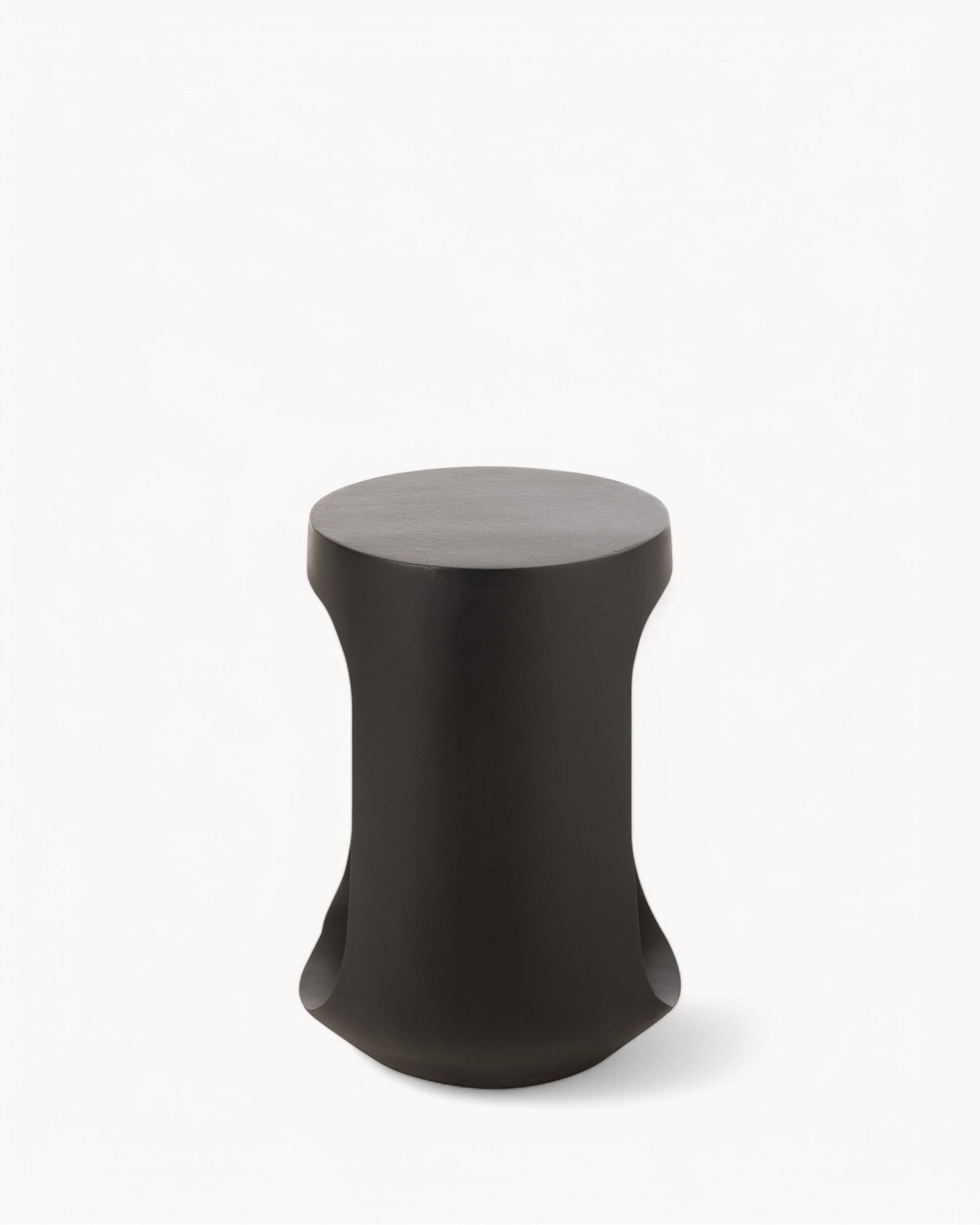 J-Line – Beistelltisch aus schwarzem Mangoholz – Modern & robust