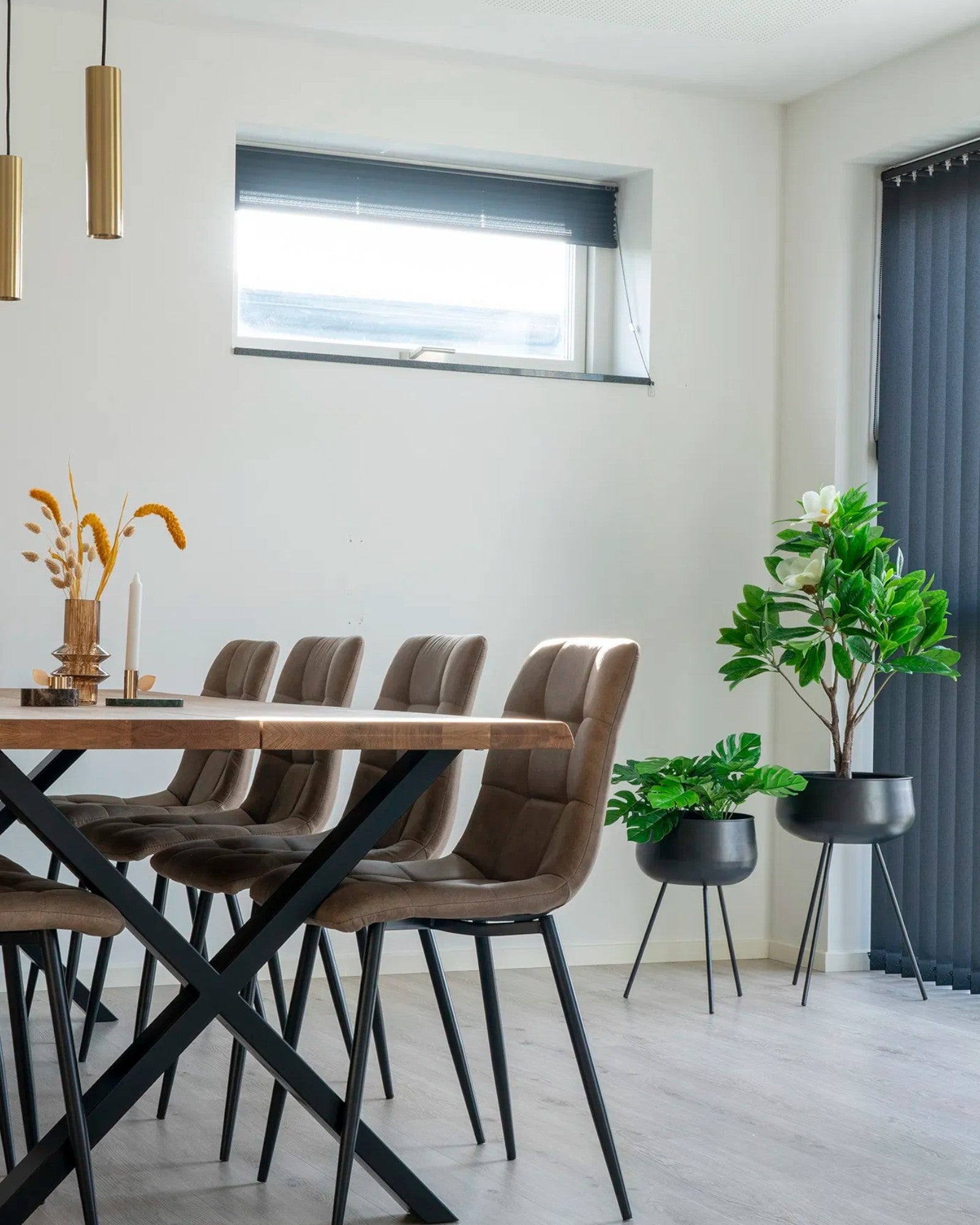 Ardola – Set von 2 Blumenübertöpfen aus Stahl – Schwarz – Modern