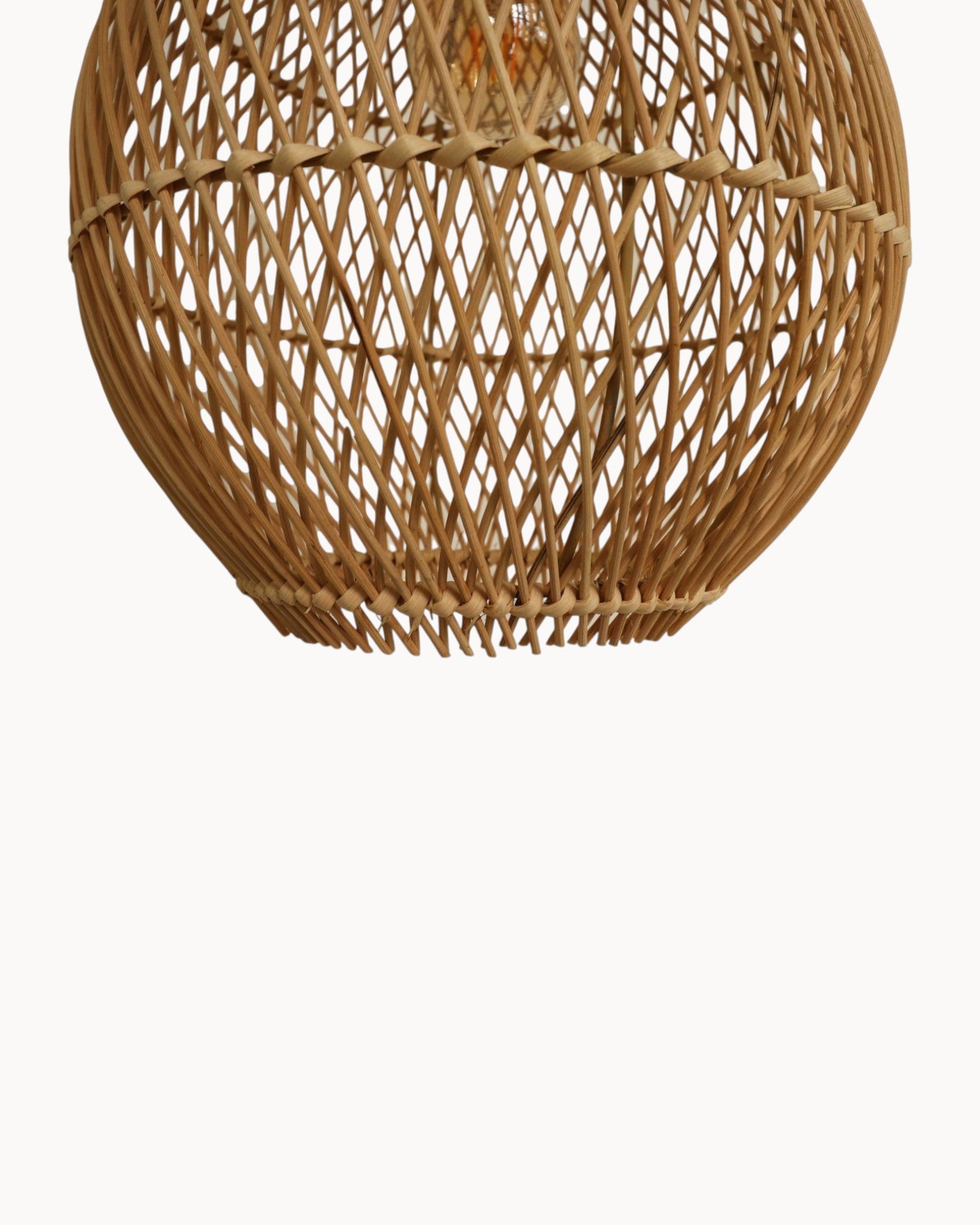 HSM Collection – Pendelleuchte Rattan Teak 35x35x59 cm – E27 Fassung Natur