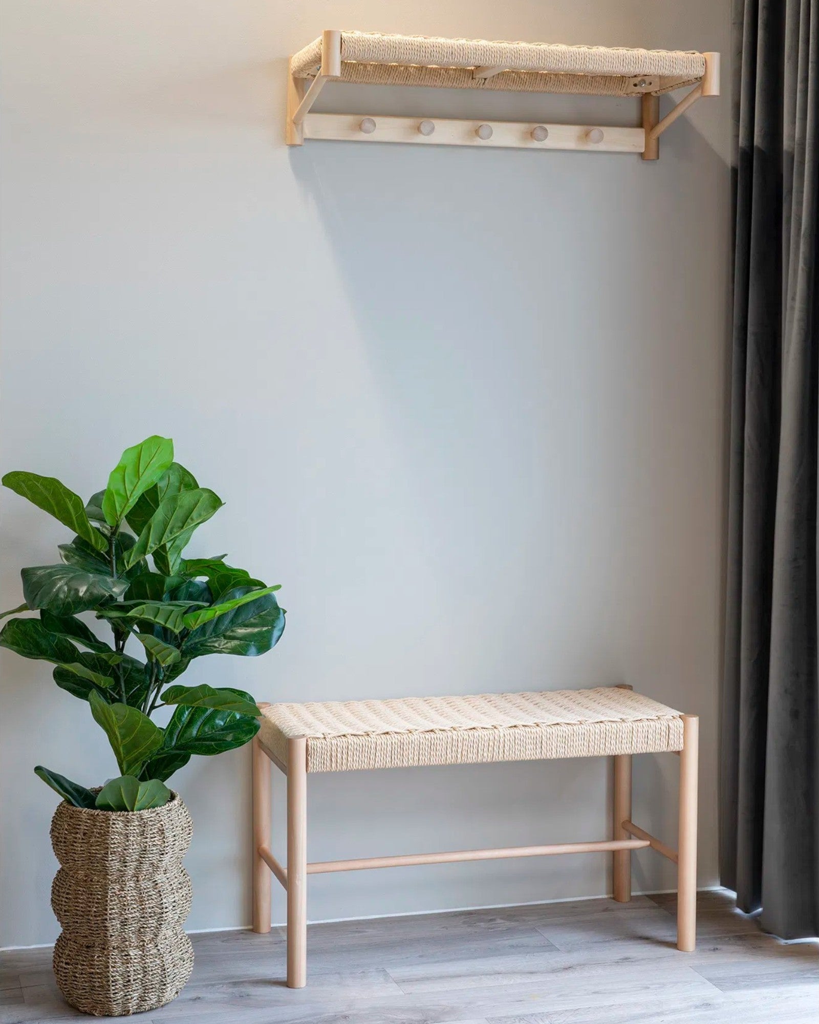 Abano Bank – Naturholz mit Rattansitz – 80 cm, Poplarholz, Beige