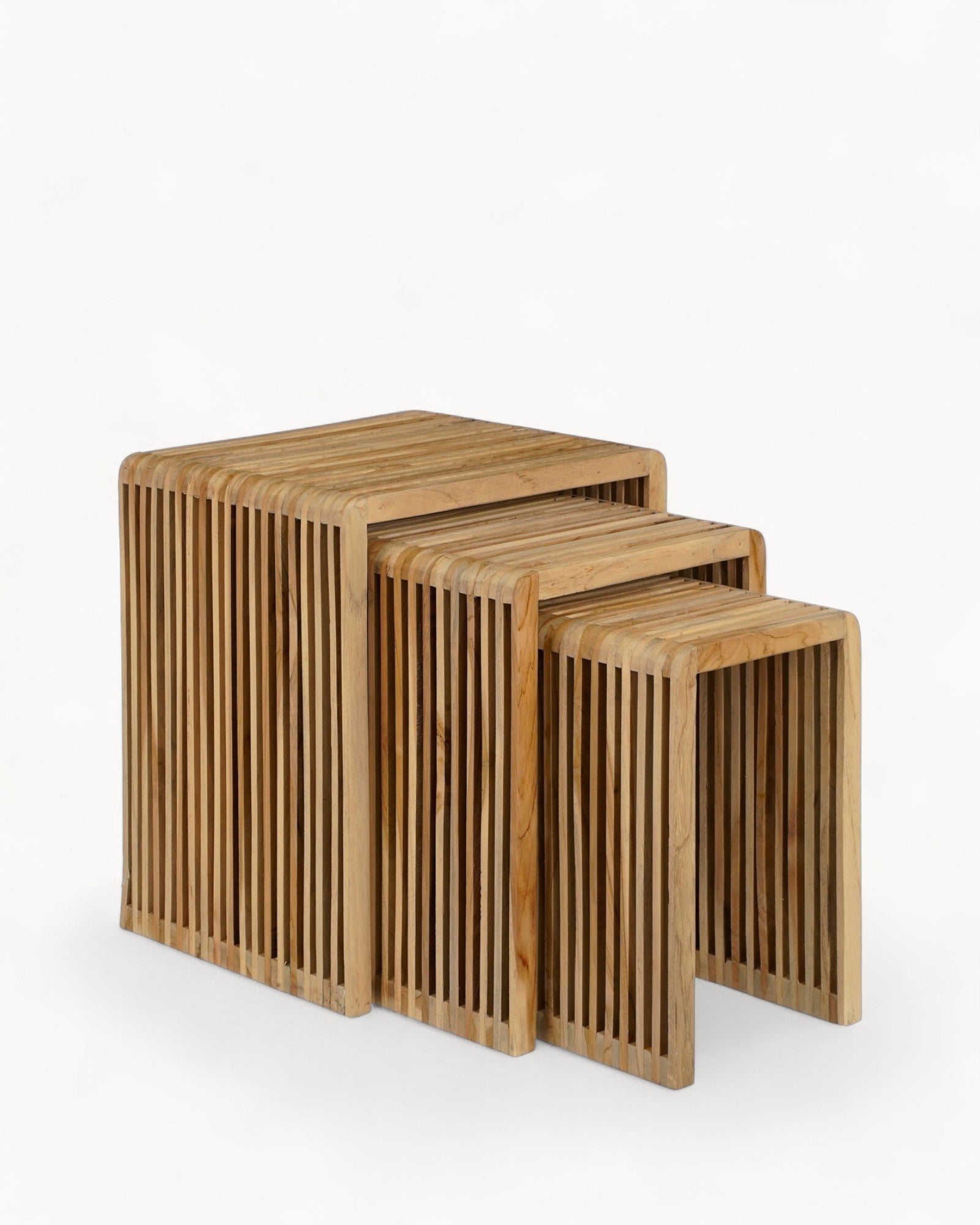 Mica Decorations – Yonker Beistelltisch 3er-Set – Recyceltes Holz – Braun – L44 x B34 x H50 cm