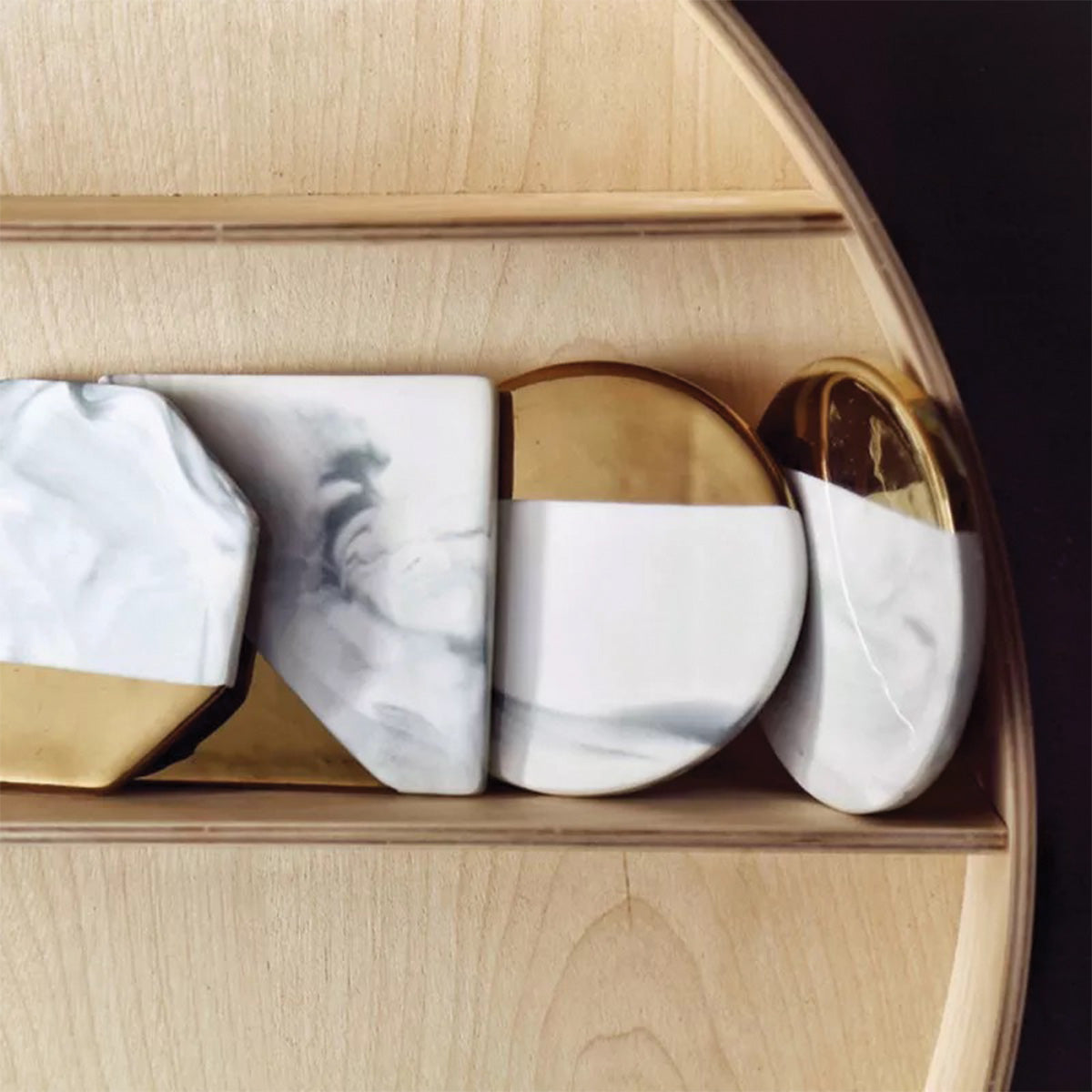 Untersetzer-Set aus Elfenbeinmarmor