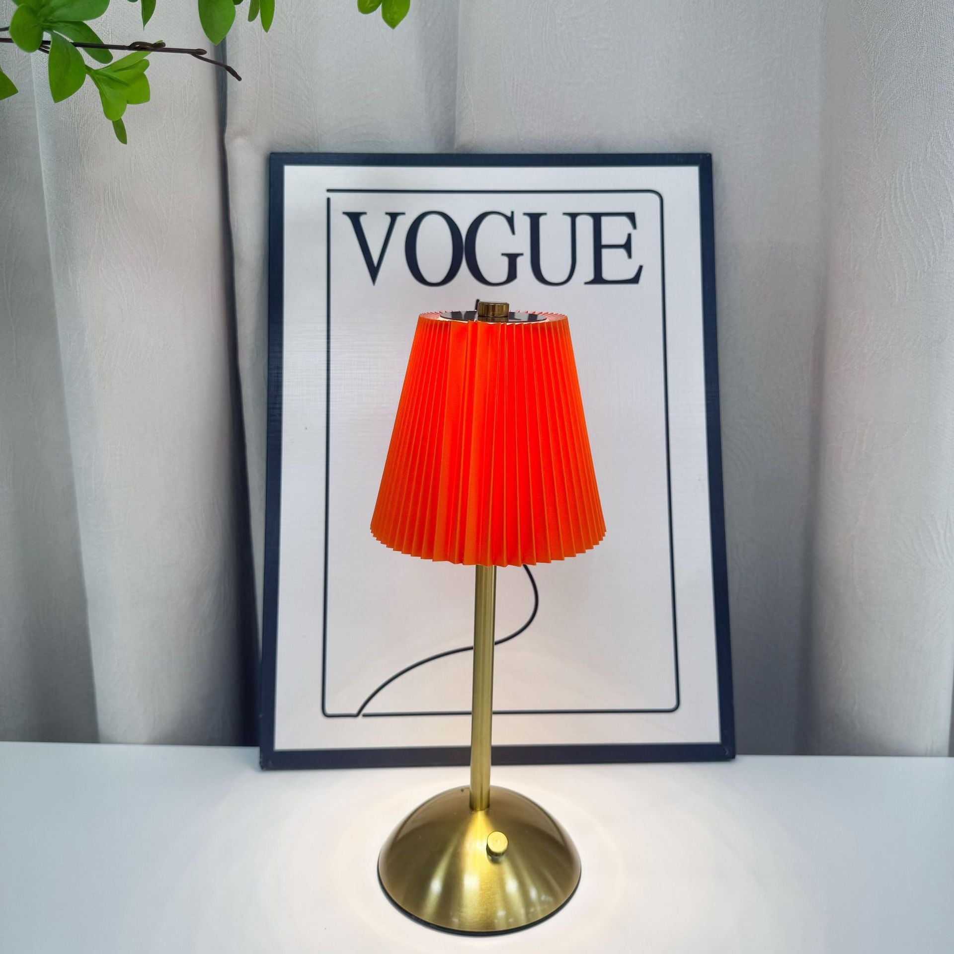 Plissierte Stoff Tischlampe Elegante Nachttischlampe mit warmem Licht
