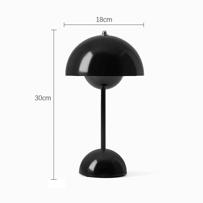 Nachttischlampe in Knospenform für stimmungsvolle Atmosphäre