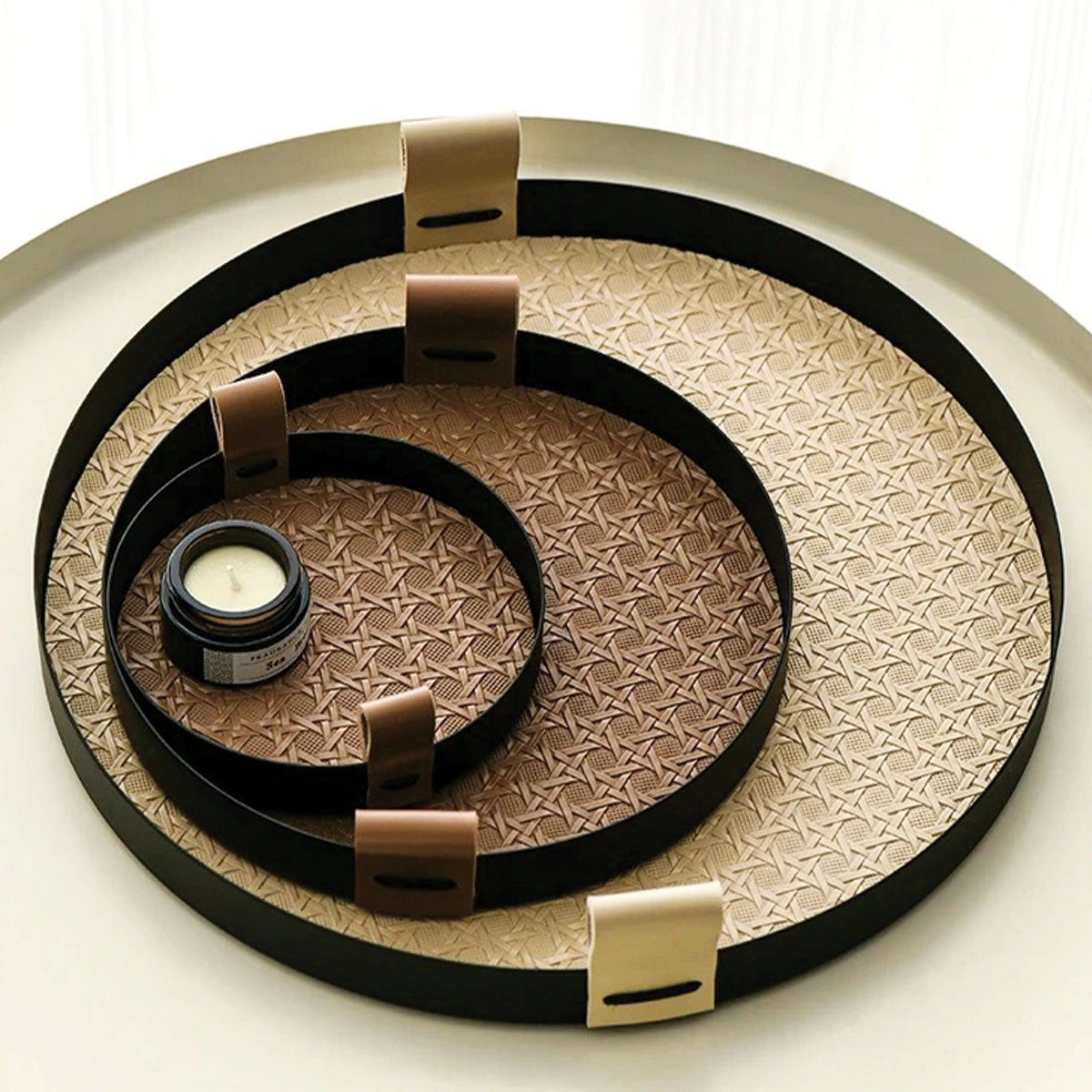 Dali Dekoratives Tablett