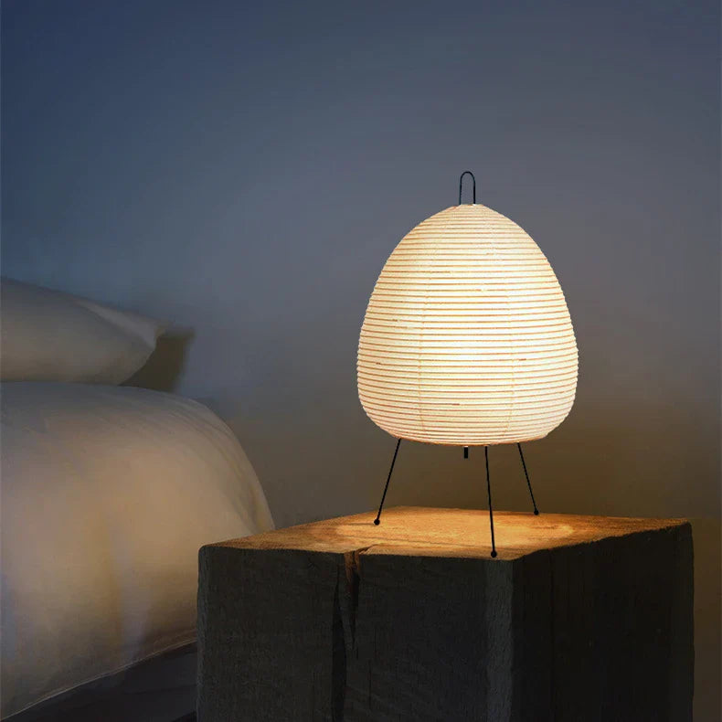 Stehlampe | Elegantes Design | Stimmungsvolle Beleuchtung | Platzsparend