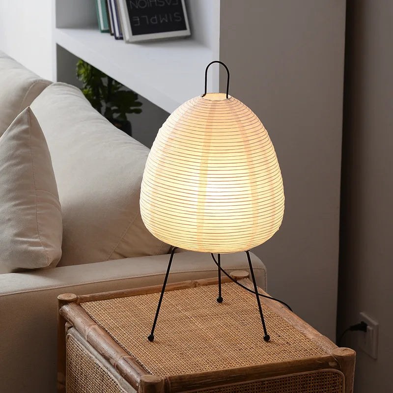 Stehlampe | Elegantes Design | Stimmungsvolle Beleuchtung | Platzsparend
