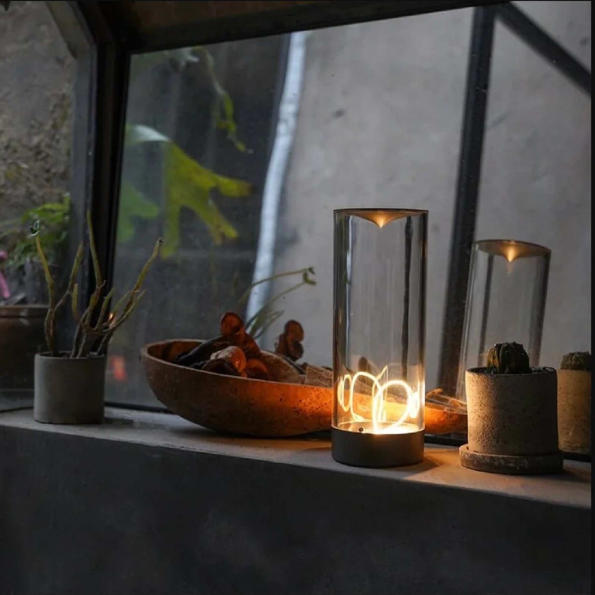 Zylinder mit magnetischer Lichtleiste
