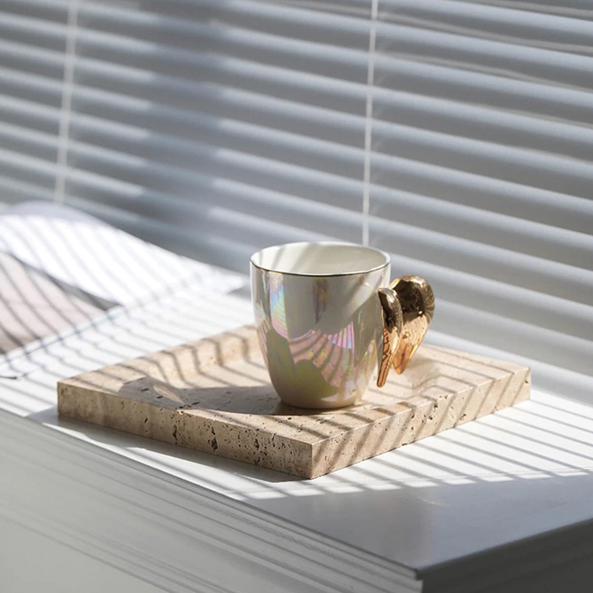 Marmortablett mit Wellenschliff