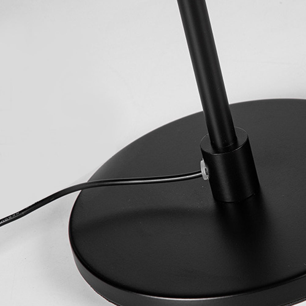 Tischlampe aus nordischem Glas für den Nachttisch