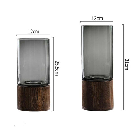 Blumenvase aus Glas und Holz