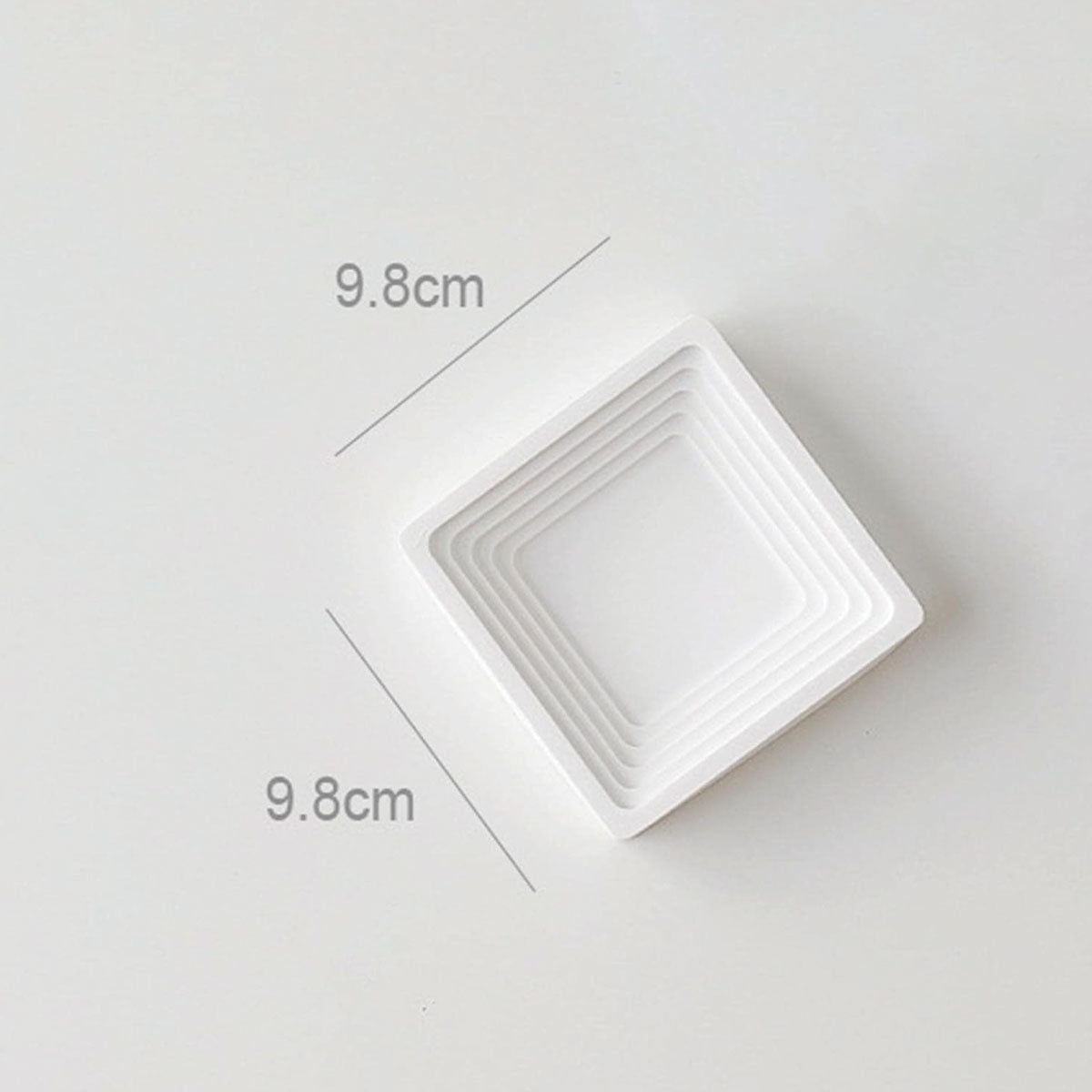 Gewelltes Holztablett