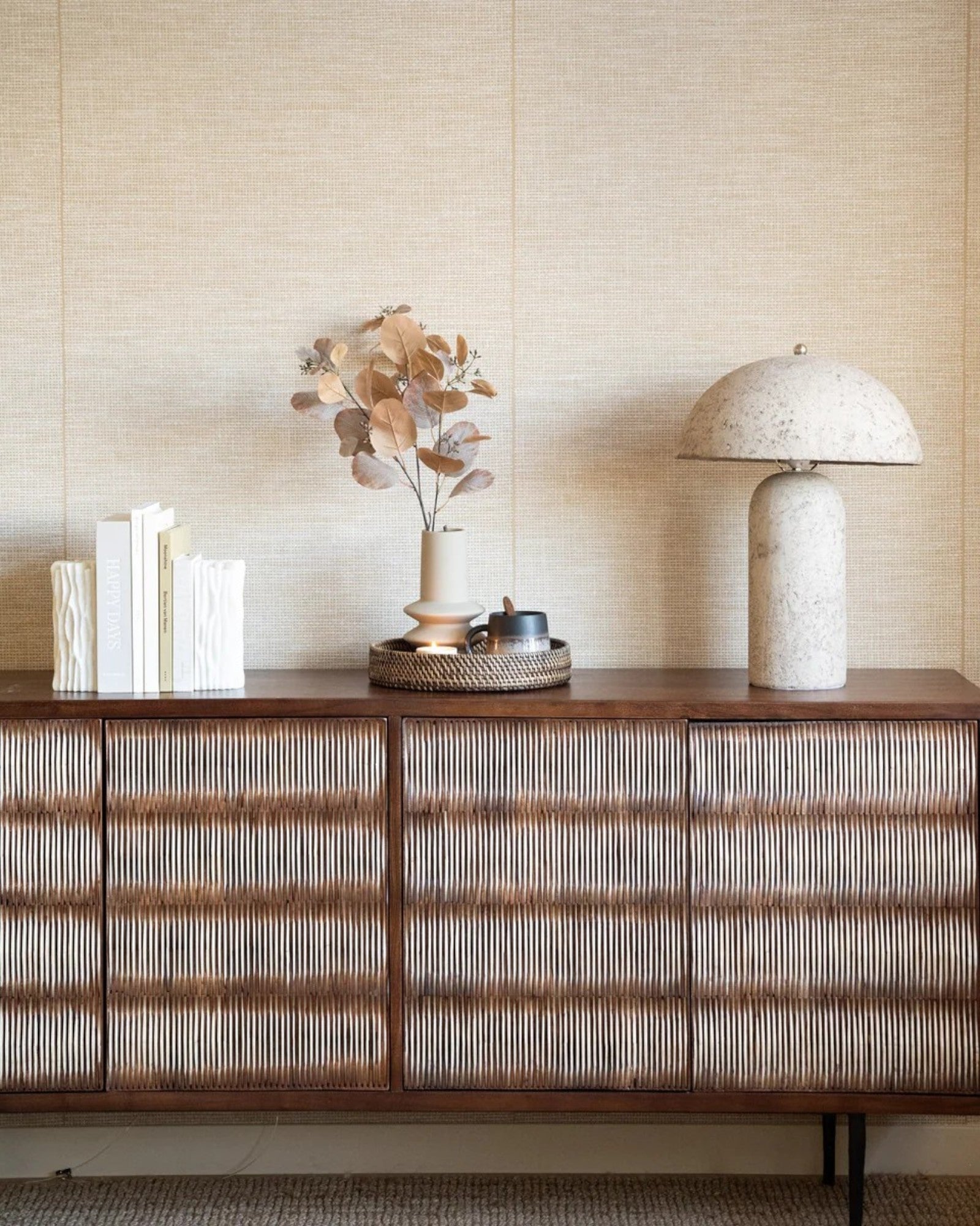 Astley Tischlampe – Steingraues Papier-Mâché Design mit 150 cm Kabel