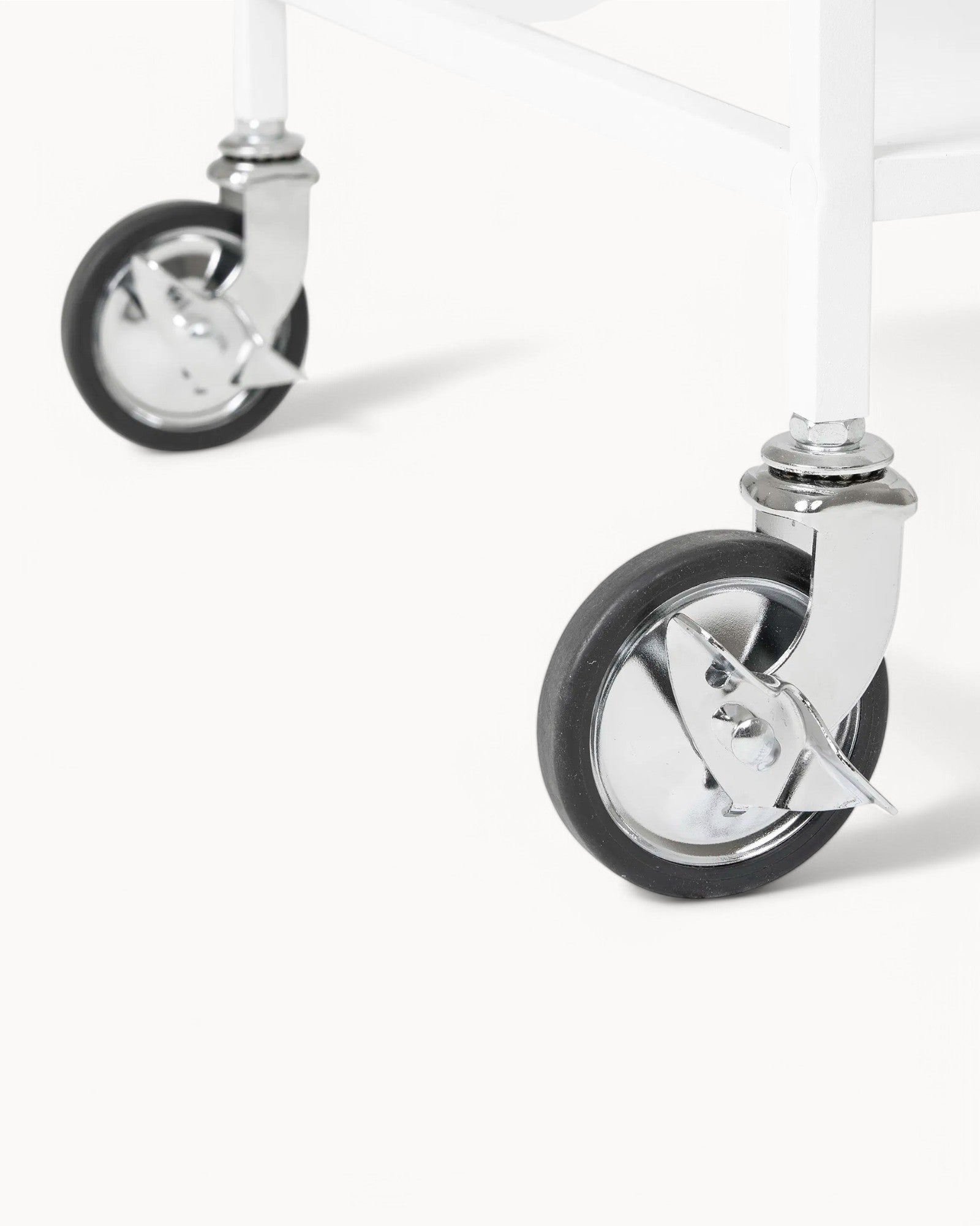 Vita Barwagen – Weißer Metallrahmen & Regale (68x40x79 cm)