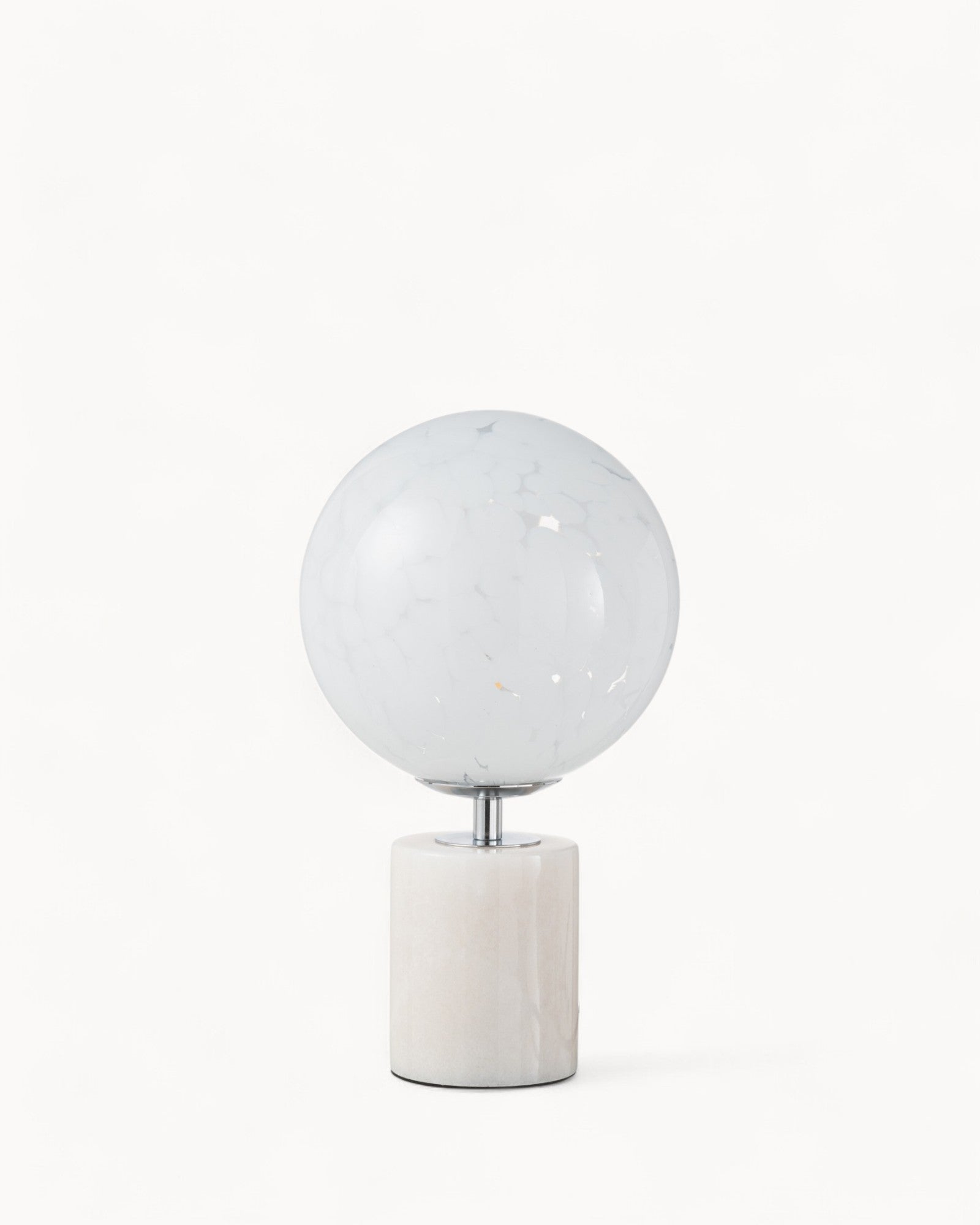 J-Line Tischleuchte – Dany Stains On Foot – Glas – Weiß – Elegantes Design