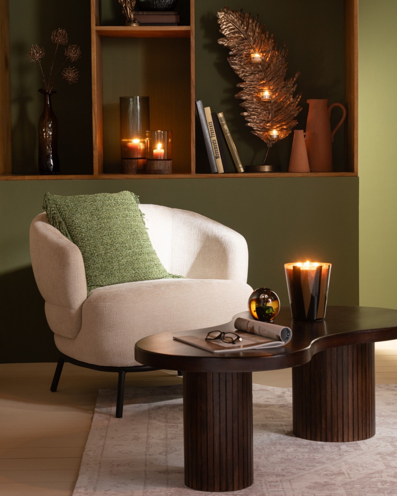 J-Line – Lounge-Sessel Mars – Beige, Holz & Schaumstoff, 76 cm hoch