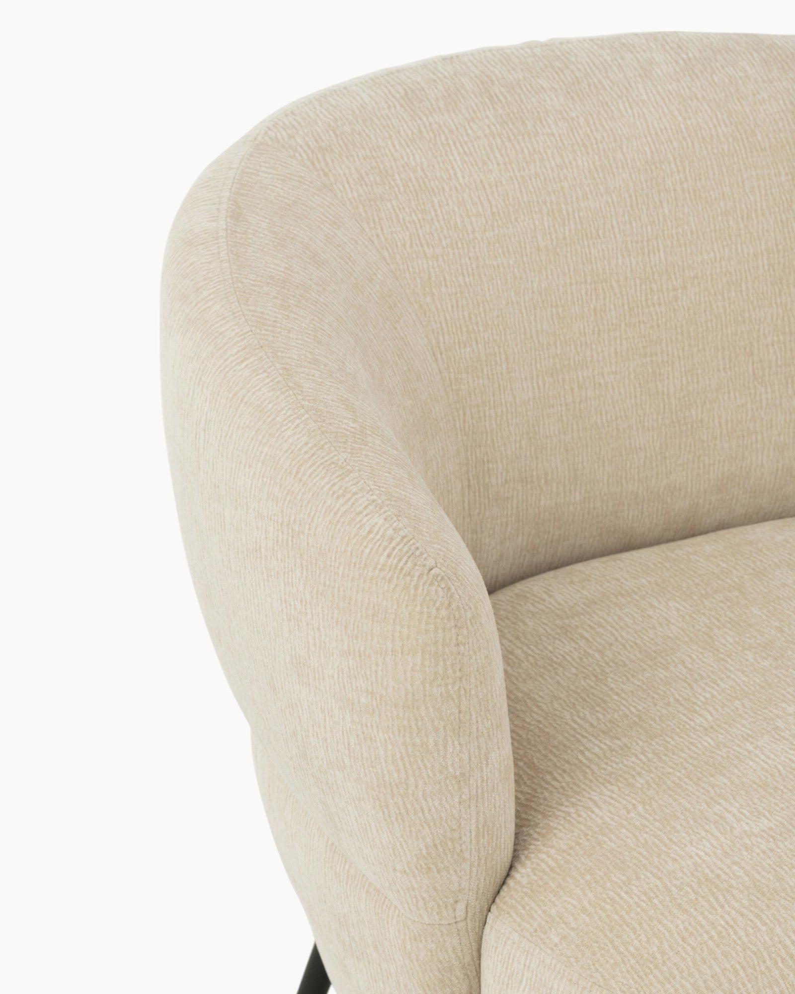 J-Line – Lounge-Sessel Mars – Beige, Holz & Schaumstoff, 76 cm hoch