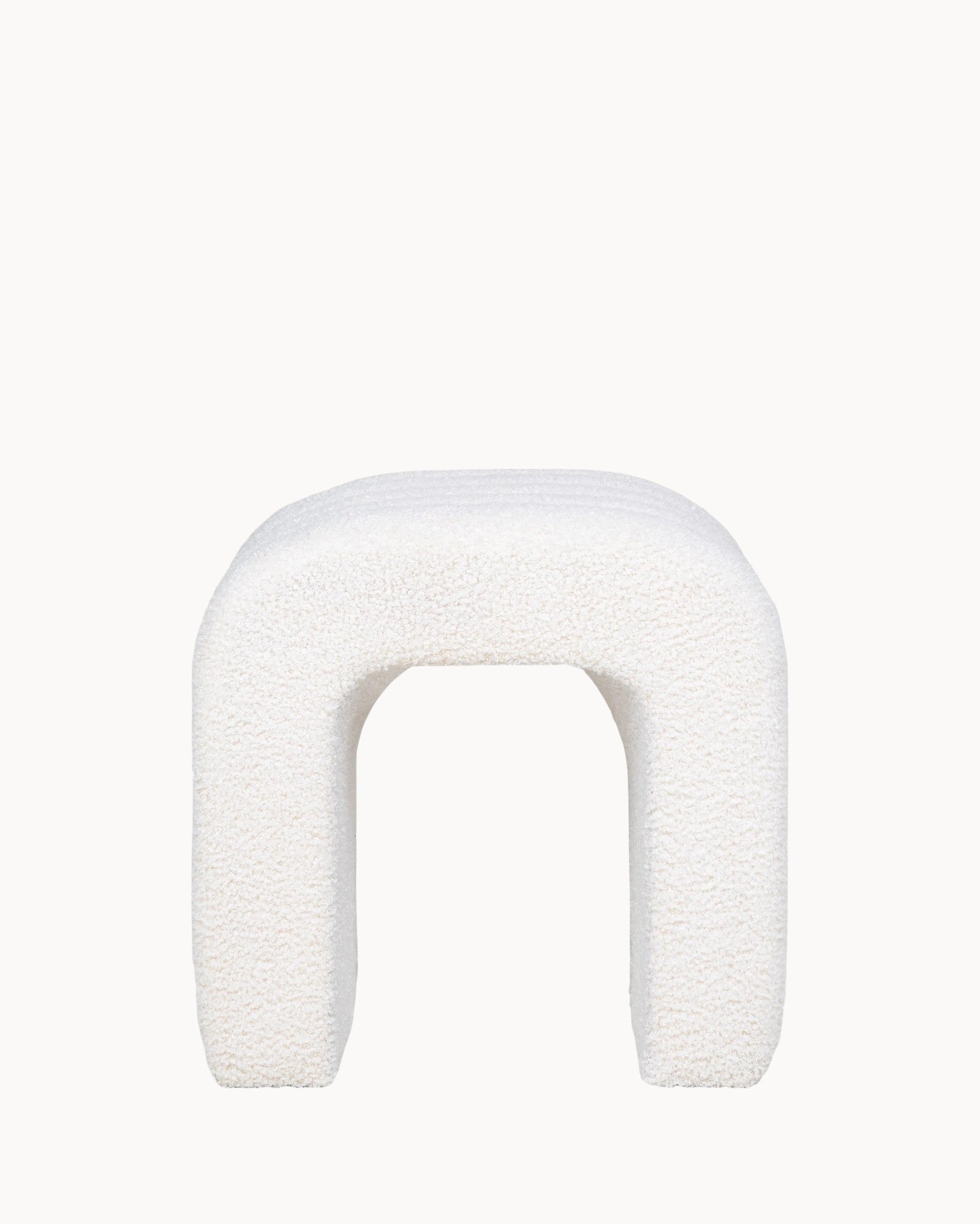 Colma Pouf - Bouclé Weiß - 41x36,5 cm - Komfortabler Sitzhocker