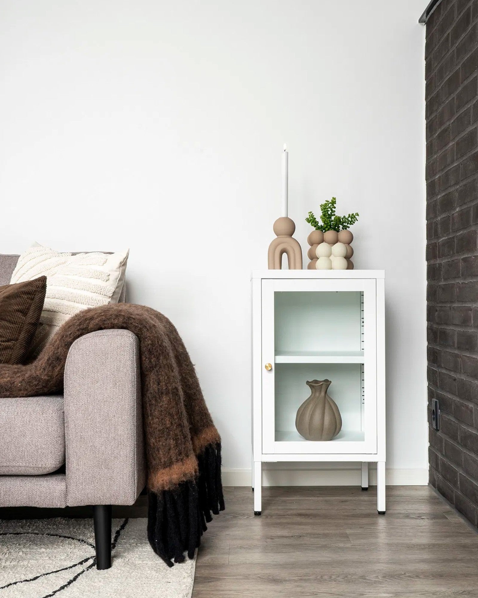 Metallschrank mit Glastür – Dalby – Weiß – 38x35x70 cm – modern