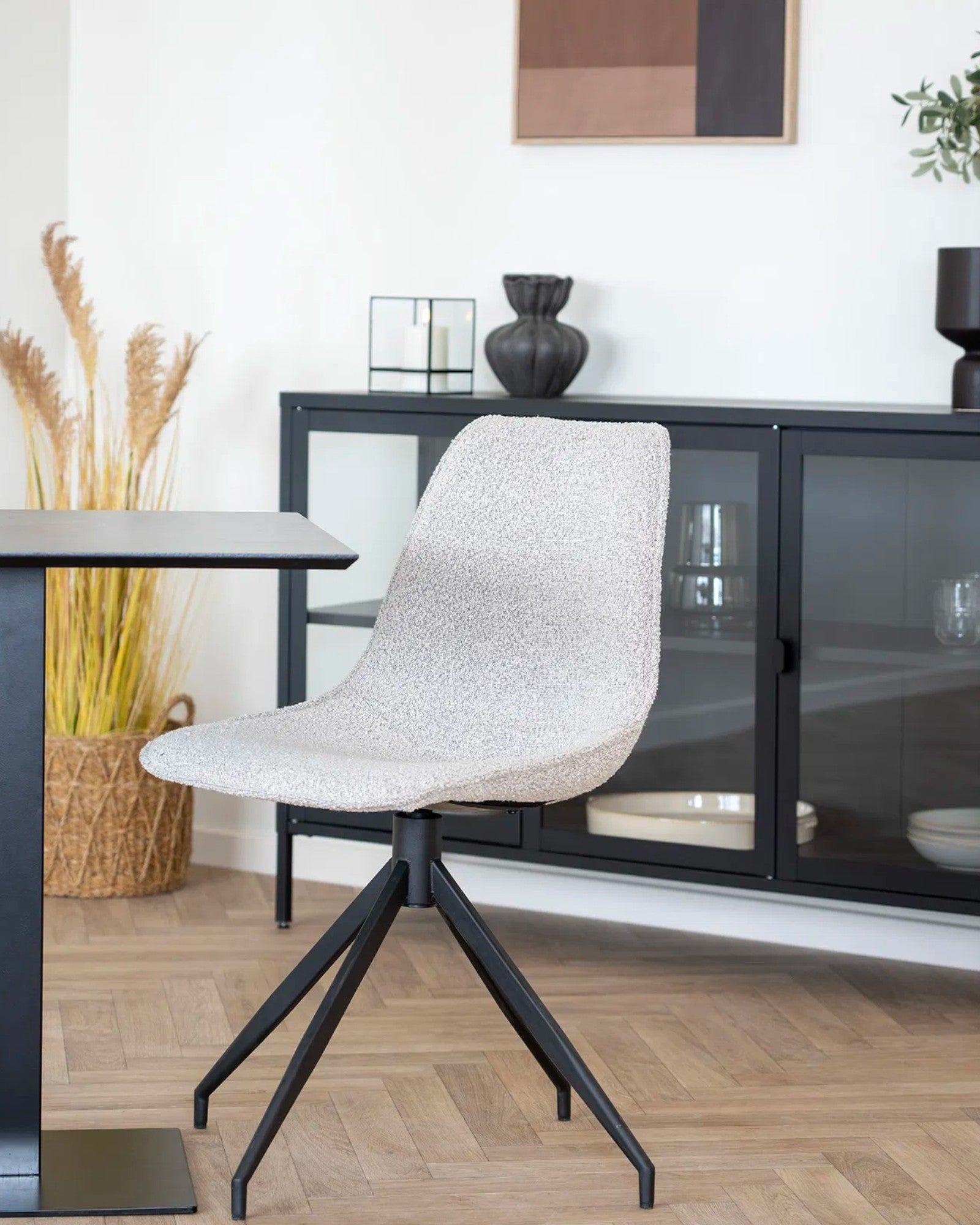 Esszimmerstuhl mit Drehfunktion, 2er-Set – Bouclé-Sand, schwarze Beine