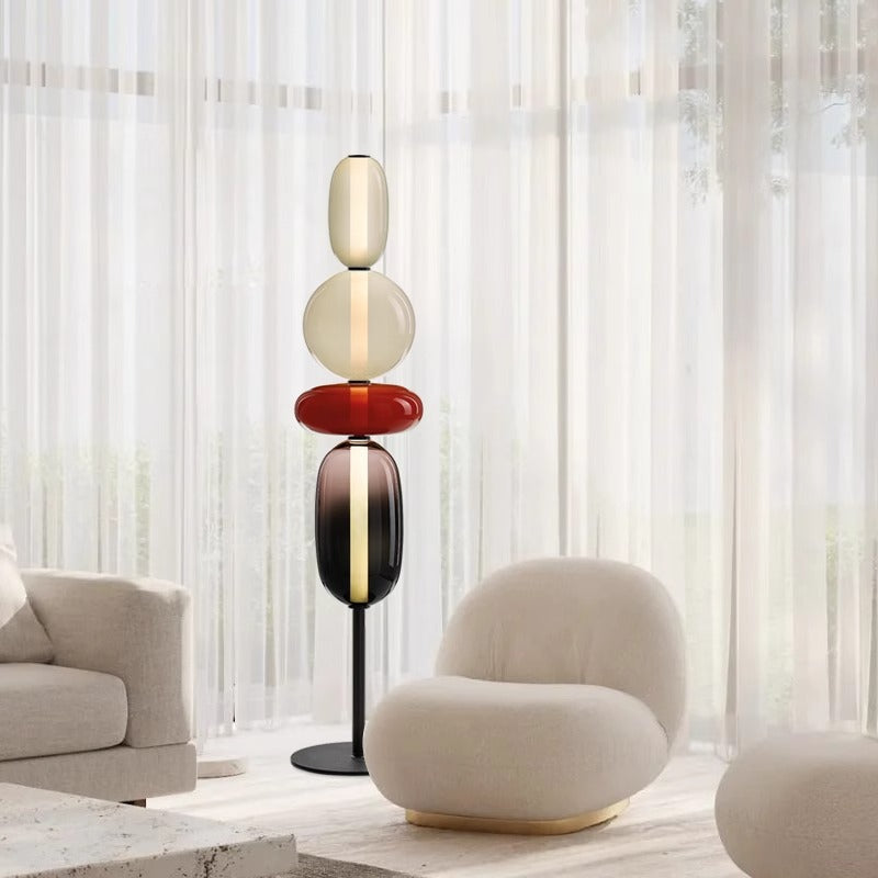 Dekorative Stehlampe mit Glas Kugeldesign im modernen Stil