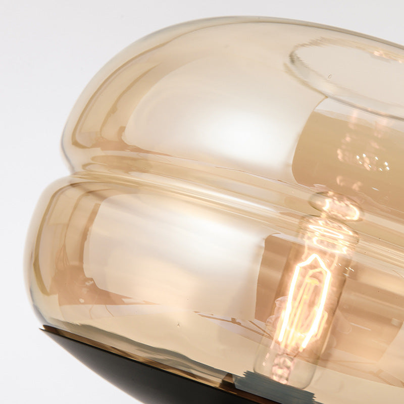 Moderne Designer Tischlampe mit Glas-Schirm im skandinavischen Stil