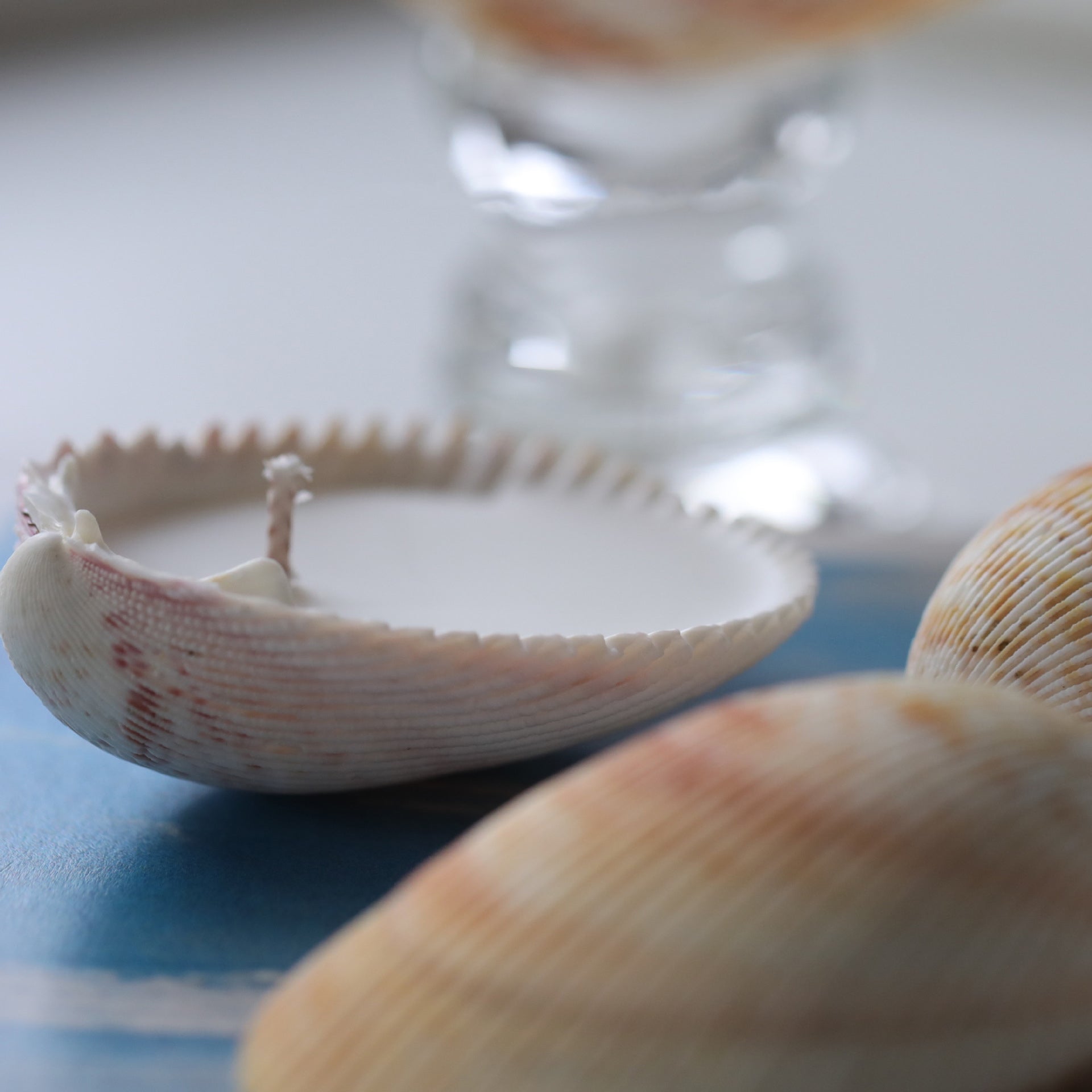 Duftkerze aus natürlichem Sojawachs mit ätherischen Ölen