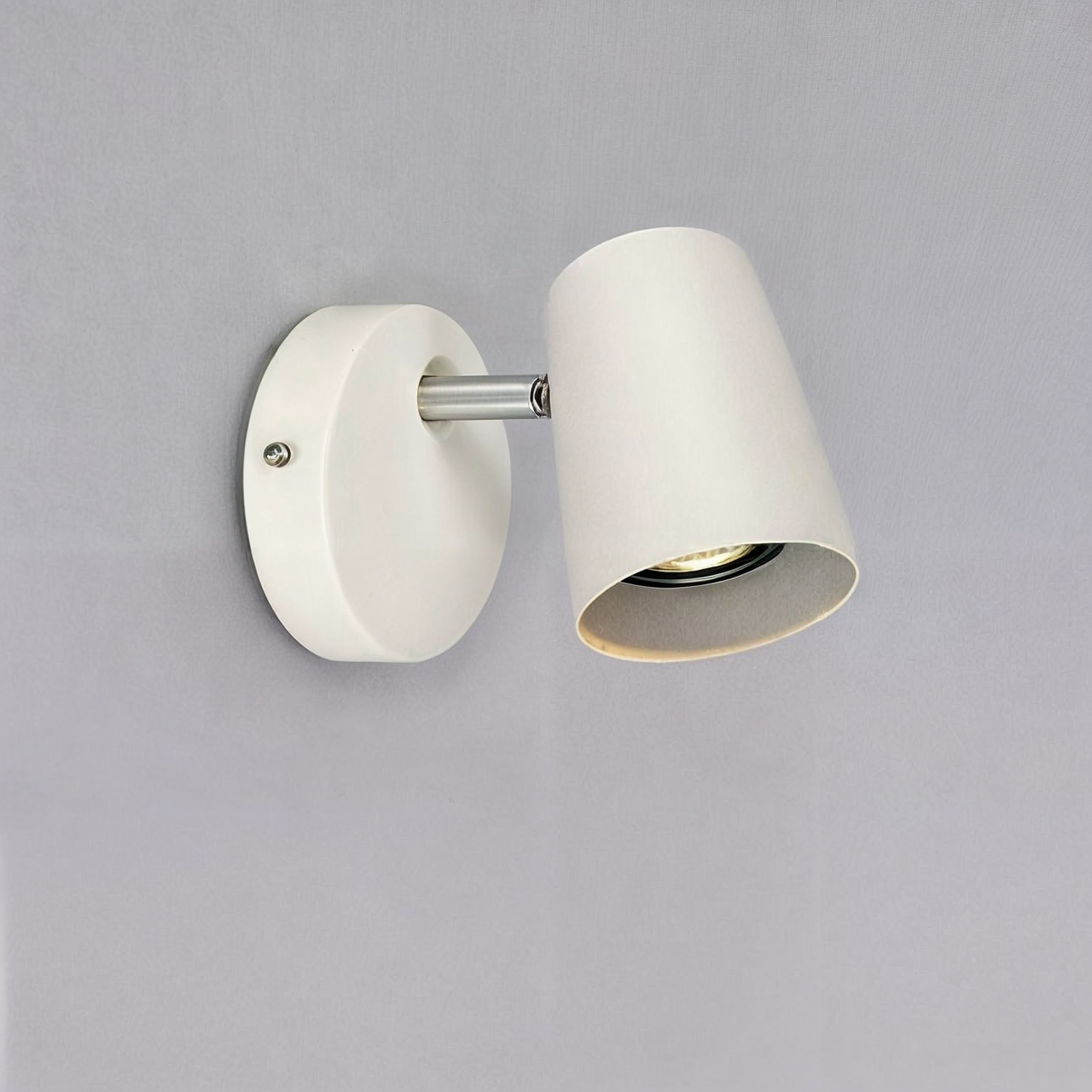 Nordic Modern Wall Sconces | LED Wandleuchte in Schwarz, Weiß, Nickel | Warm White 3000K | Einfache Installation