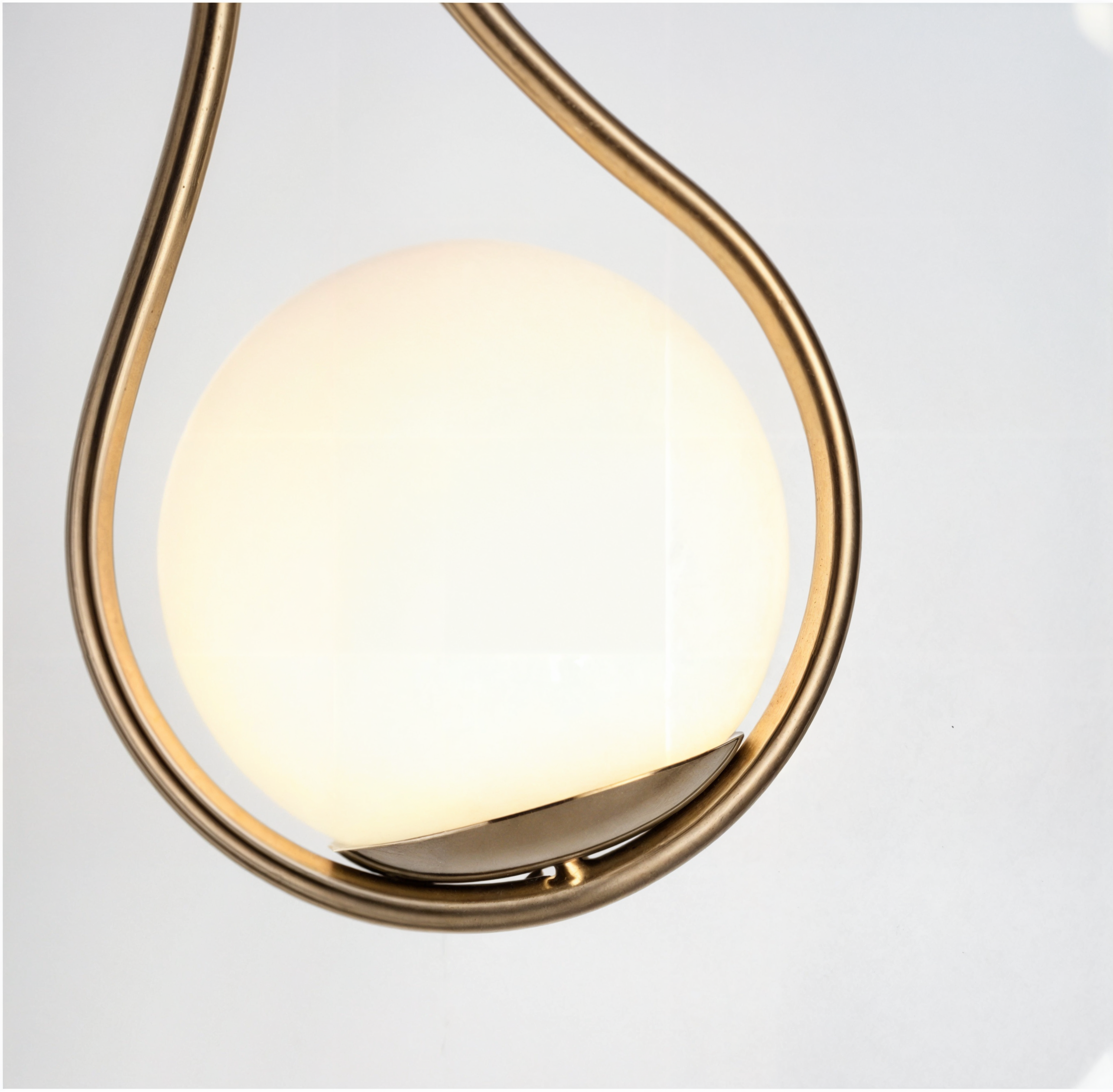 Moderne nordische Wandleuchte, Schwarz/Gold, G4 LED, Eisen+Glas, Up/Down