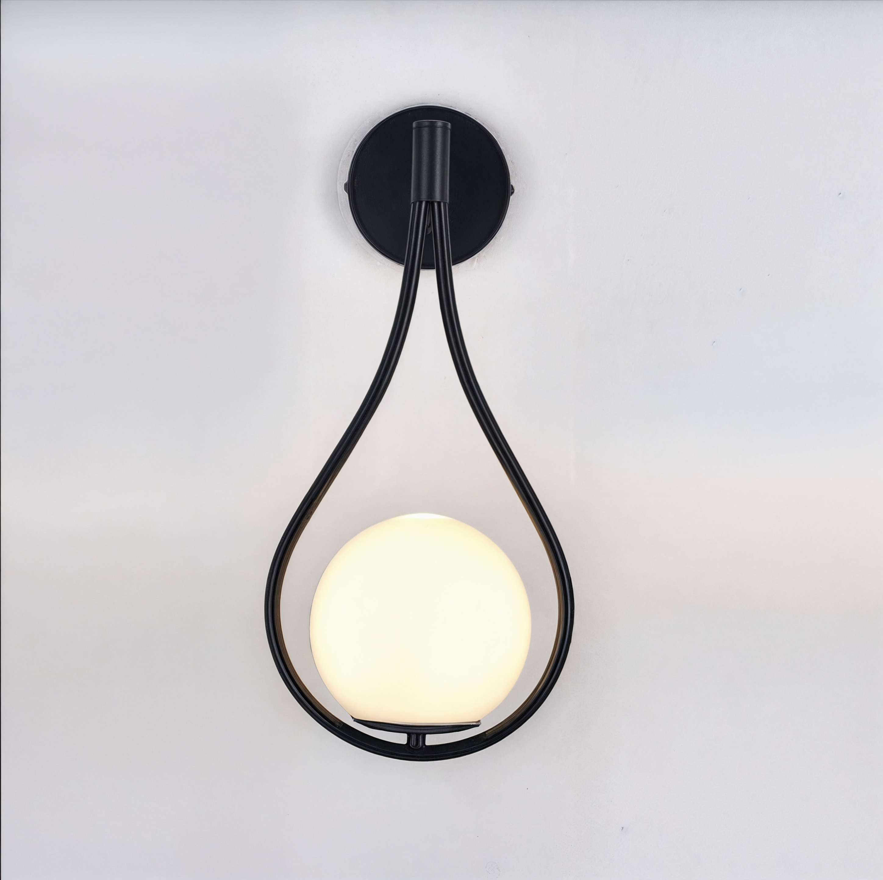 Moderne nordische Wandleuchte, Schwarz/Gold, G4 LED, Eisen+Glas, Up/Down