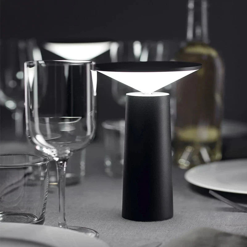 LED Tischlampe | Dimmbar, 360° Drehbar, 2000mAh Akku | Modernes Design