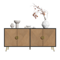 Modernes Sideboard mit Strukturfront und goldenen Akzenten