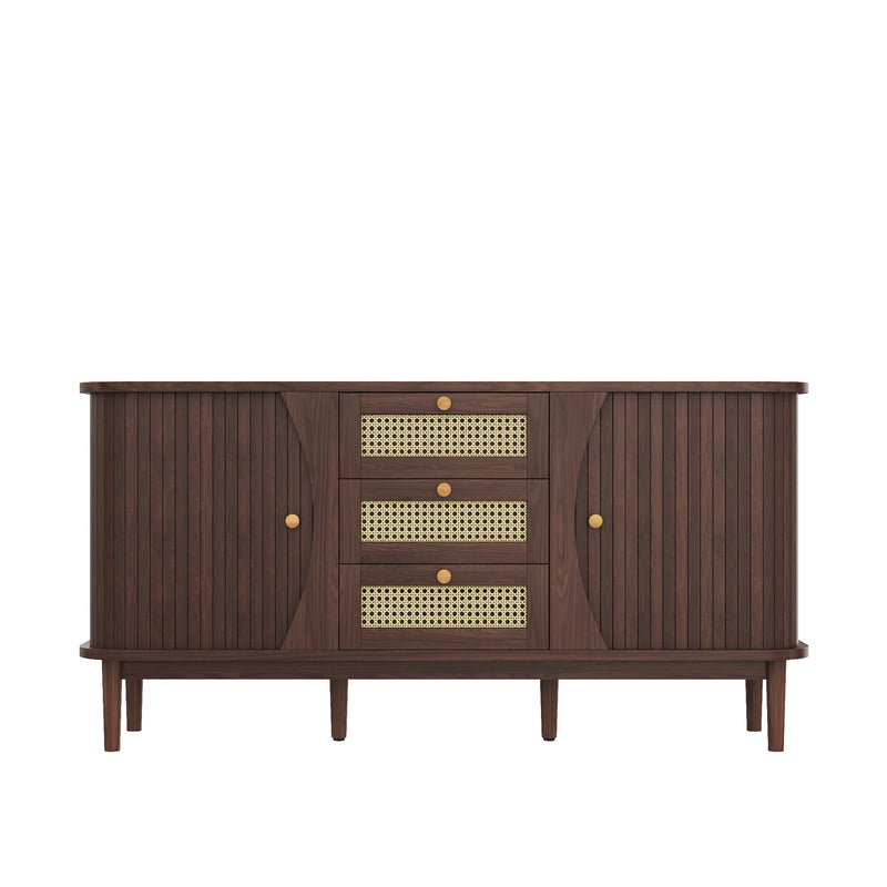 Modernes Sideboard mit Rattan-Details und Schiebetüren