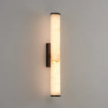 Lineare Marmor Wandlampe mit Messingstruktur