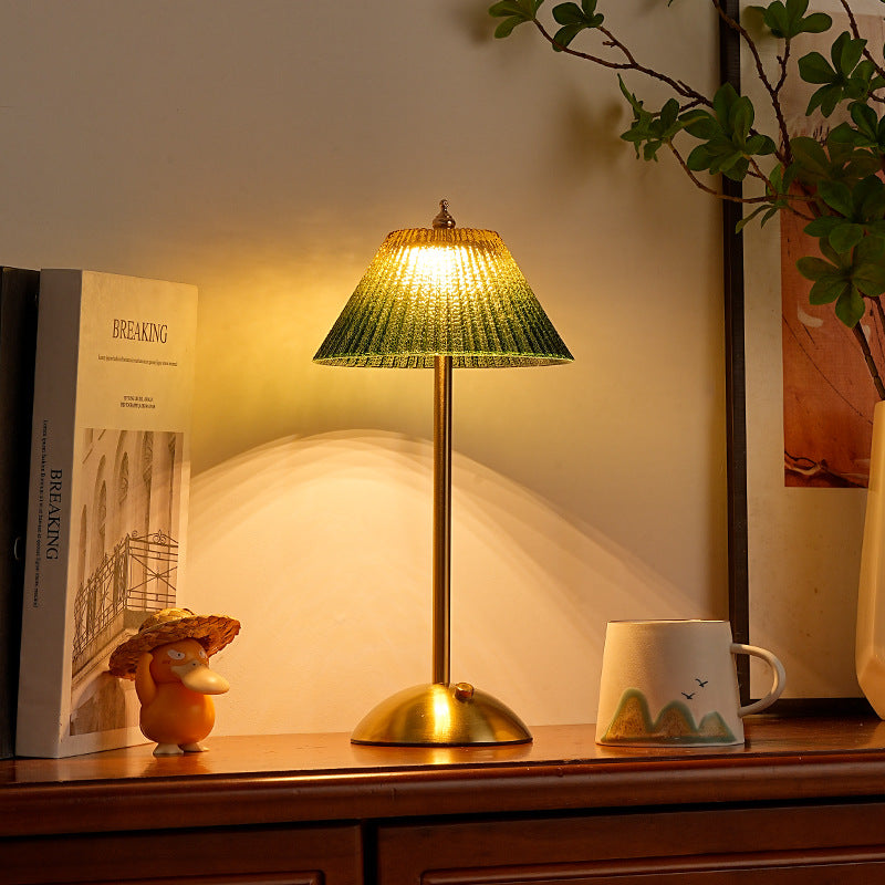 Dekorative Tischlampe aus Glas – Elegante Nachttischlampe mit modernem Design