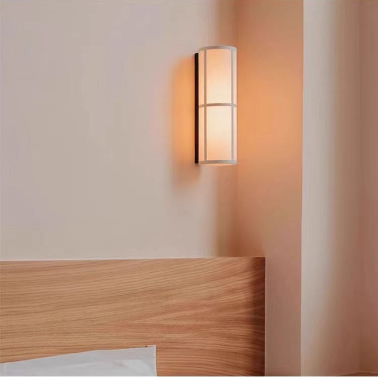 Wabi Sabi Stoff-Wandleuchte fürs Bett
